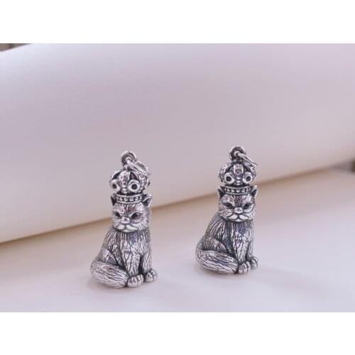 National Standard S999 Sterling Silver Crown Cat Pendant Retro 3D Creative Pet Cat Sitting Pendant