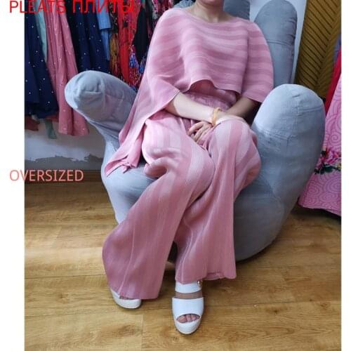 Miyake Pleated Suit Pink Striped Top Pants Two Piece Set European Station Womens Magic Suit Autumn New Trousers Set