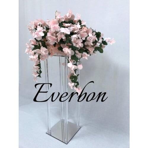 Elegant new style Wedding Metal Gold Color Flower Vase Column Stand for Wedding Centerpiece Decoration