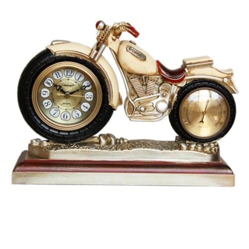New Living Room Retro European Style Clocks Straight Turner Decorative Clock