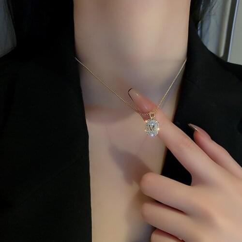 Korean Fashion Gold Color Simple Necklaces for Women Girls New Rhinestone Letter M Necklace Temperament Design Necklace Gifts