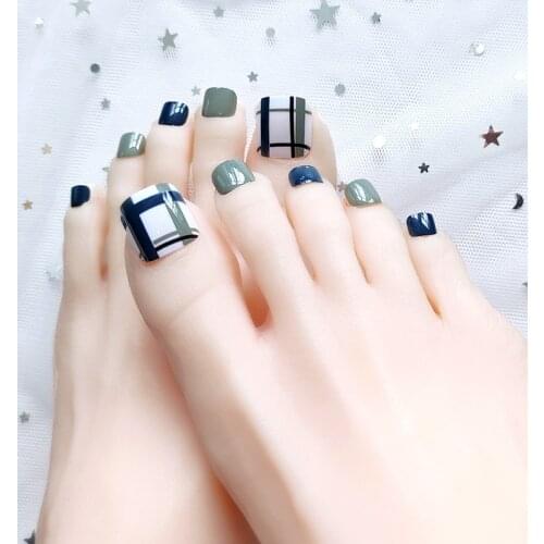 24pcs Blue Green Grid Toenail Patch Glue Type Removable Short Paragraph Fashion Manicure False Toenail Patch DL