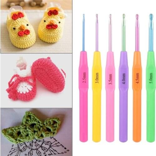 MIUSIE 6pcs 2.5-5.0mm Aluminum Crochet Hooks Hand Crafted Knitting Needles Plastic Handle Weave Crafts Multicolour Sewing Tools