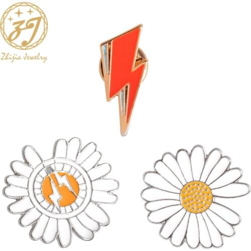 Fashion New Flowers Chrysanthemum Lightning Brooch Pin Jewelry Alloy Enamel French Youth Cute Lady Cufflink Backpack Hat Jewelry