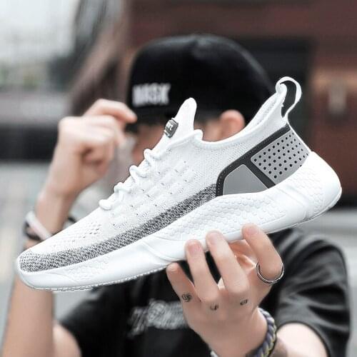 New mens sneaker fashion casual sports breathable summer fly woven mesh flat elastic vulcanized mens shoes