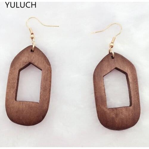 Pair good african red green brown colorlong wood Latest new arrival wood earrings new design quality