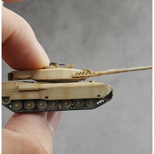1/144 Scale Plastic Tank Hobby Model Toys Miniature Scene Games Vehicle