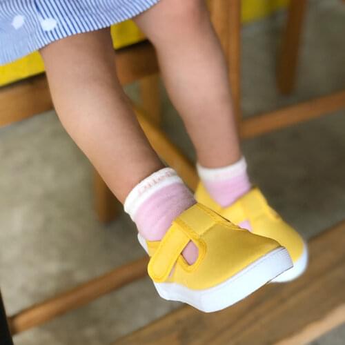 Muyguay Toddler Girls T-Strap Sneakers Kids Mary Jane Canvas Shoes