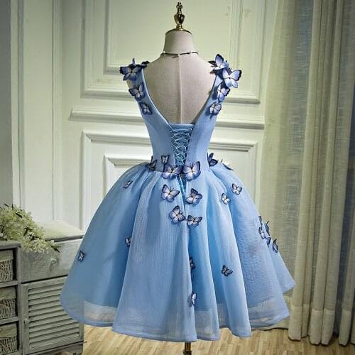 Stunning 3D Butterfly Appliques V Neck Homecoming Dress Short Tulle Sleeveless Sky Blue Cocktail Dress Vestidos De Graduacion