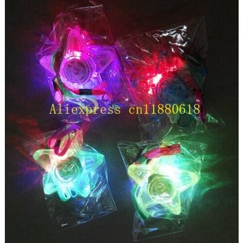 300pcs/lot Free shipping LED Glowing Little Star Necklace Flashing Hanging Light-up Kids Toys Birthday Party Favors