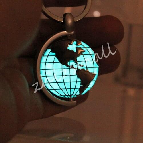Glowing Earth ocean keychain American keychain The Pacific Ocean key ring GLOW in the DARK Luminous keychain Pendants GIFT