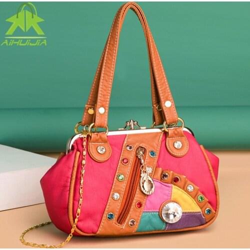 Fashion Luxury Designer Chain Shoulder Bag Womens Rhinestone Handbag 2021 New High Quality Pu Leather Travel Women Messenger Bag