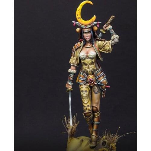 1/24 ancient woman stand Resin figure Model kits Miniature gk Unassembly Unpainted
