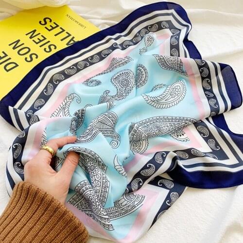 Classic Paisley Printed Kerchief Small Shawls Silk Satin Neck Scarfs Female 70*70cm Sqaure Bandana Head Hair Scarves For Ladies