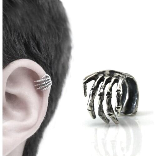 Skeleton Finger Hand Ear Clip for Men and Women No Pierced Earrings Punk Stainless Steel Ear Cuff Simple Design Earring 1Pc