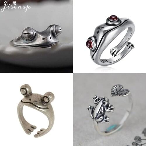 Vintage Cute Frog Ring for Women Artistic Design Toad Metal Wrap Rings Retro Opening Animal Figure Ring Bohemian Hip Hop Jewelry