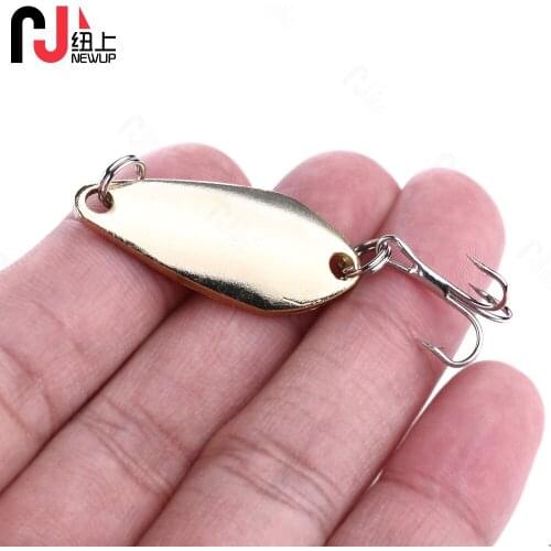 1PCS 3.5cm 3.7G Hard Spinner Spoon Lure Metal Sequins Baits with Treble Hook Feather Fishing Lures Gold Silver