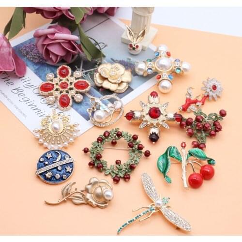 Flower-Cross-Dragonfly Brooch Decoration For Girls Female Gift Party Accessories