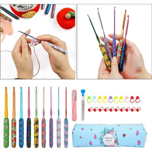 9 Pieces 2-6mm Crochet Hooks Set Big Size Soft Handle Crochet Needles Yarn Weave Knitting Needles Set for Yarn Craft Gift