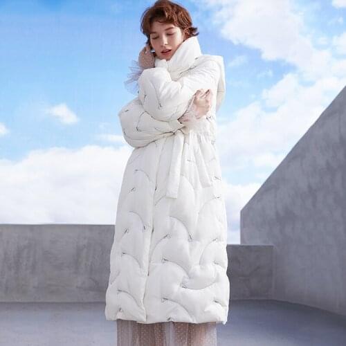 2019 winter jacket women white Goose down jackets Silk Soft Lily Embroidered Down parka womens Fashion outerwear overcoat brand
