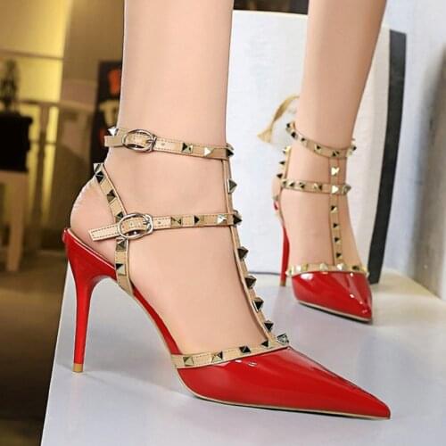 7 Colors Woman Retro Patent Leather Thin Heel Red Shoes Pointy Toe Stiletto Rivet Buckle Hollow Women Wedding Party Sandals 2021