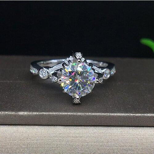 Solid 18K White Gold Center 1ct 6.5mm AU750 Round Brilliant Cut Moissanite Ring Engagement Ring Jewelry For Women