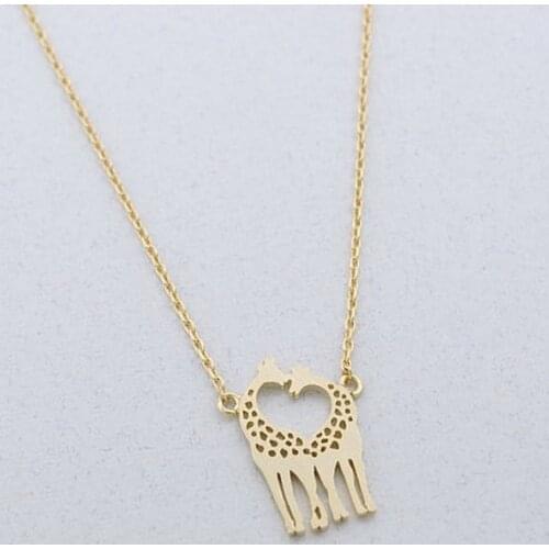 Wholesale Trendy Gold Silver Personalized Double Giraffe Necklace High Quality Hunger Games Pendant Necklace Women Best Friend