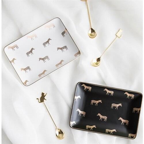 Ceramic Plate Matte Black and White Square Giraffe Dinner Plate Dessert Storage Jewelry Tray Nordic Modern Style