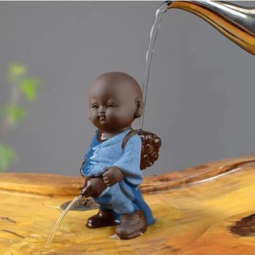 Creative Ceramics Tea Pets Ornament Buddha Figurines Little Monk Yixing Baby Boy Spray Pee Tea Table Home Decoration Crafts
