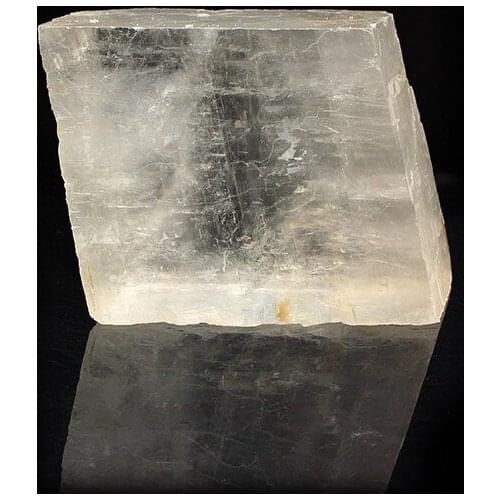 Natural chunks of Iceland spar mine stone ornaments Collectibles standard teaching specimen ornamental carving small material db