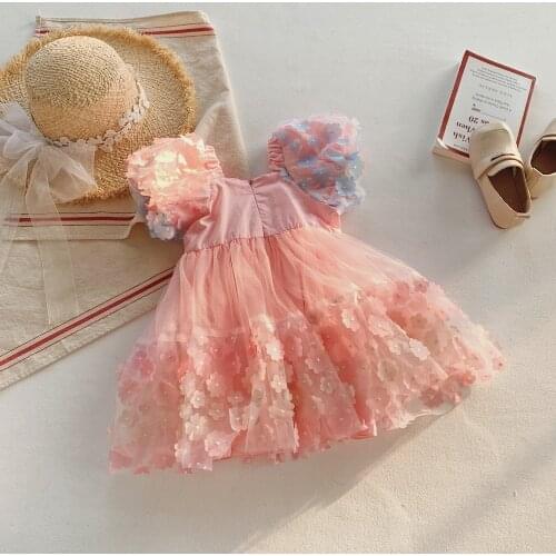 Spring and Summer Childrens Clothing Girls' Three Dimensional Flower Pink Lovely Mesh Bubble Sleeve Dress