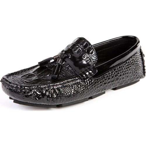 Men Fashion Casual Genuine Leather Shoes Men Summer Comfy Slip-on Mens Flats Moccasins Boat Shoes Footwear Men Loafers