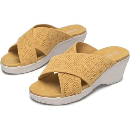 BETTONAL Women's Slippers