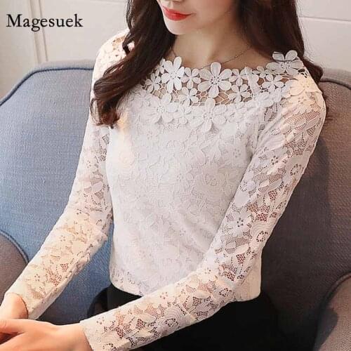 New Autumn O-neck Hollow Out Sweet Women Slim Fit Lsce Top Long Sleeve Women Blouse with Lace Bottoming Shirts Blusa 1105 40