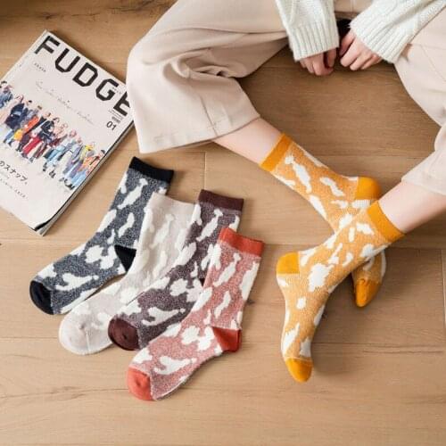 Yishine 10 Pairs Women Girls Harajuku Animal Milk Cow Printed Winter Warm Kawaii Socks Middle Socks for Cute Girl
