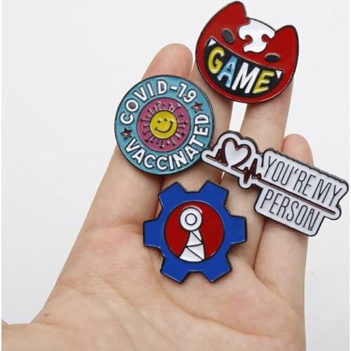 Enamel Greys-Anatomy-Sk8 The Infinity Brooch Pins Metal Badges Lapel Pin Brooches Jackets Fashion Jewelry Accessories