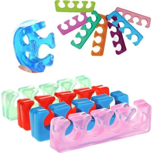 2Pcs Silicone Soft Form Toe Separator / Finger Spacer Flexible Soft Silica For Manicure Pedicure Nail Tool Random Color