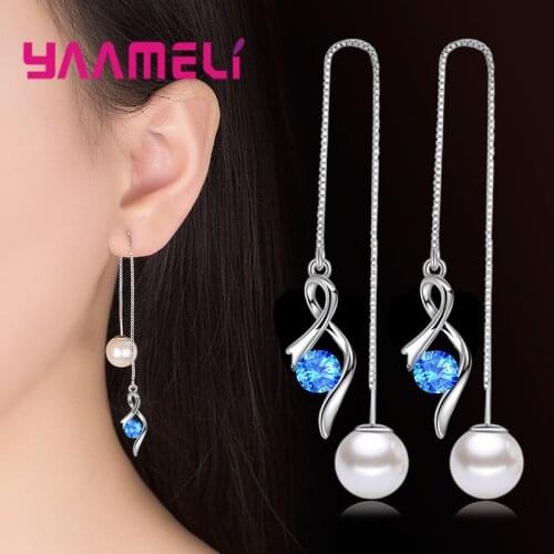 YAAMELI Pearl Earrings