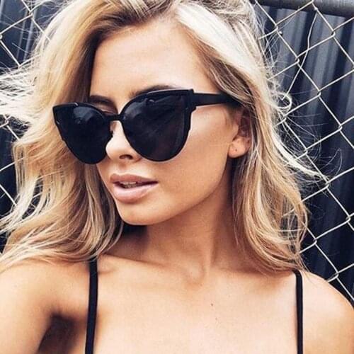 Classic Cat Eye Shape Women Sunglasses Super Light PC Frame Sun Glasses Colorful Reflective Coated Protection Fishing Sunglasses