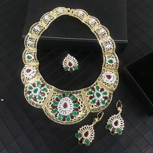 Classic selling good wedding Party jewelry set gold color crystal necklace for women Arab Muslim dress jewelry three-piece set
