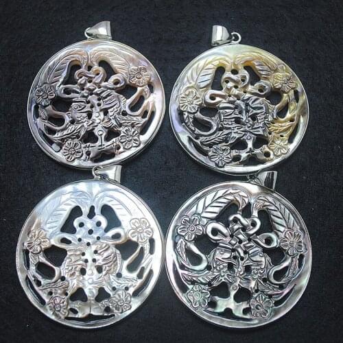 1PC natural saltwer shell pendants carving fish with best wishes round shape size 47mm mother of pearl pendants good items