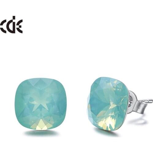 CDE 925 Sterling Silver Square Stud Earrings Embellished with Crystals from Swarovski Minimalist Earrings Women Jewellery