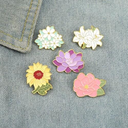 Creative Cartoon Sunflower Lily Lilac Plant Flower Brooch Ins Tide All-match Backpack Badge Personalized Clothing Accessories