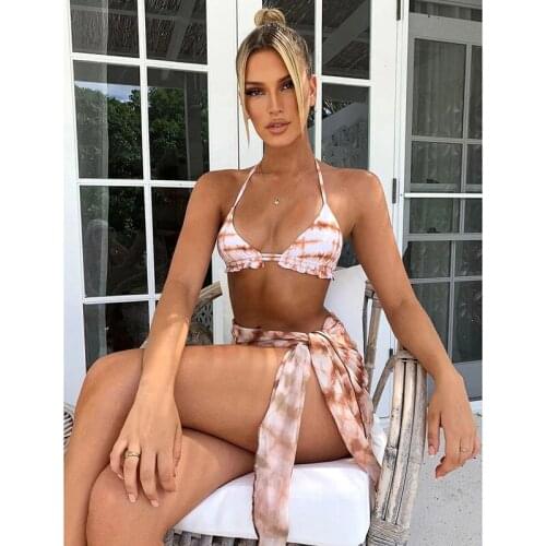 Womens Fashionable Printing 3Pcs Bikini Set Split Style Halter Bra with Triangle Briefs and Tulle Beach Scarf for Vacation