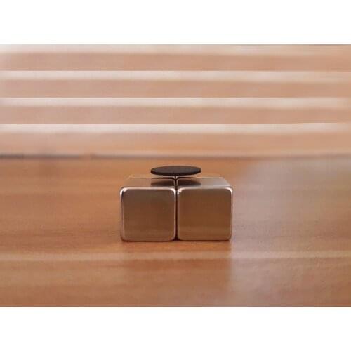 Frontier Science, Pyrolytic Graphite Suspension Experiment, Passive Permanent Magnetic Suspension Scientific Display Toy