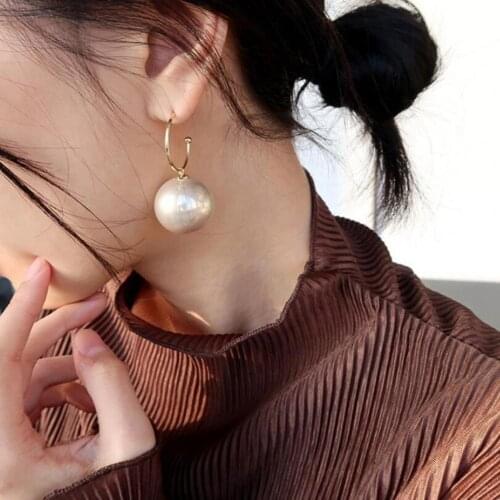 Women Fashion C-shape Faux Pearl Dangle Pendant Ear Stud Earring Jewelry Gift