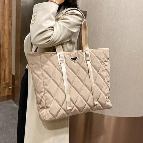 Brand Designer Large Capacity Tote Bags Womens Shoulder Bag 2020 Winter New Big Shopper Bag Handbags High Quality Nylon Purses