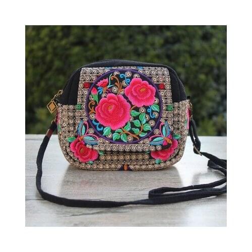 Hot national Embroidery women shopping handbags!Nice floral embroidered lady small shoulder&Crossbody bags All-match canvas bag
