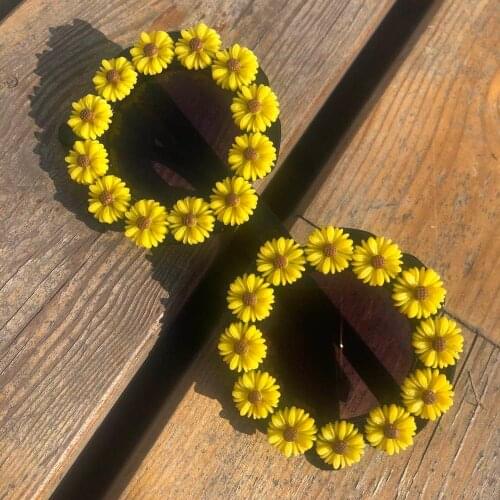 ZAOLIHU Cute Yellow Little Daisy Kids Sunglasses Small Round Eyewear UV400 Baby Flower Sun Glasses Gorgeous Eyeglasses UV400