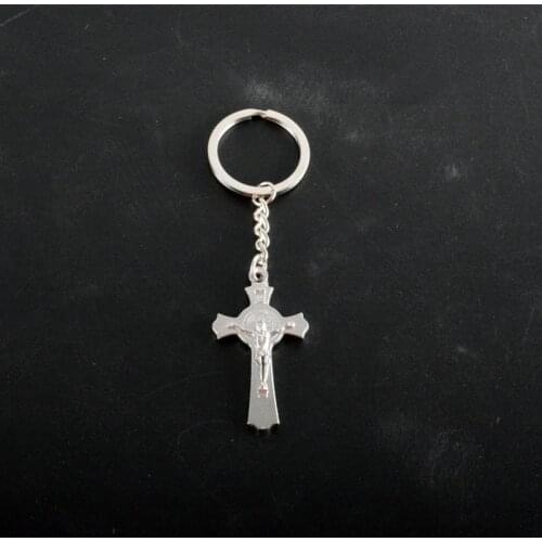 Big Popular Surprise Saint Benedict Cross Medal Pendant Keychain Jewelry Cross Keychain Jesus Cosplay Religious Jewelry